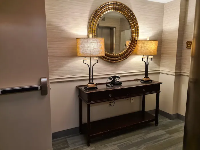 The Parkview Hotel 5
