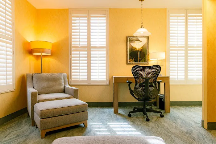 The Parkview Hotel 5