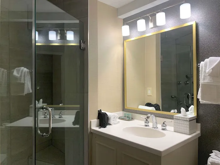 Best Western Syracuse Downtown Hotel and Suites 5