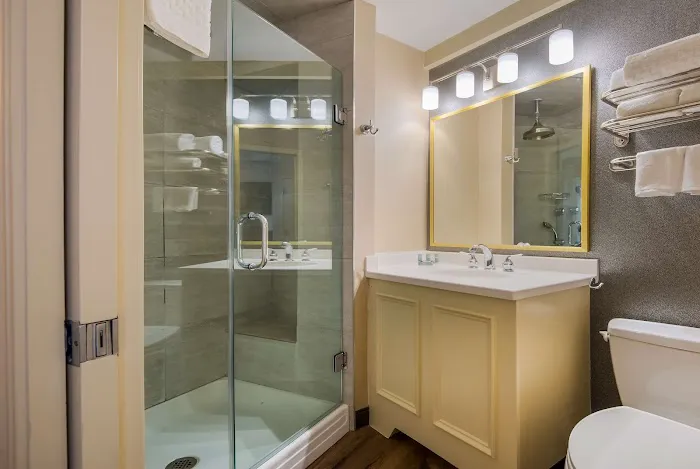 Best Western Syracuse Downtown Hotel and Suites 5