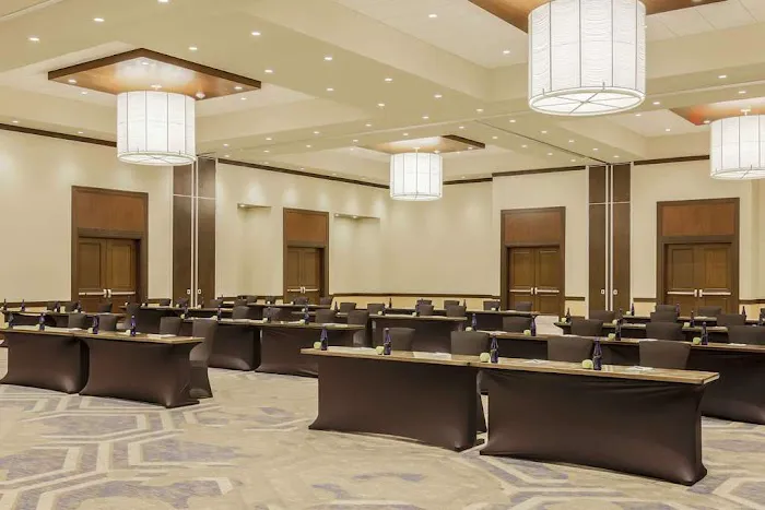 Embassy Suites by Hilton Syracuse Destiny USA 5