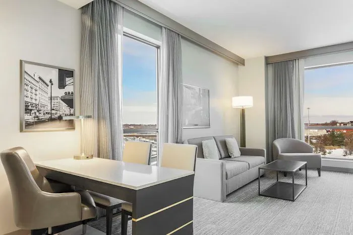 Embassy Suites by Hilton Syracuse Destiny USA 5