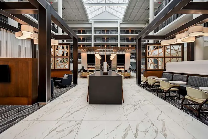 Embassy Suites by Hilton Syracuse 4