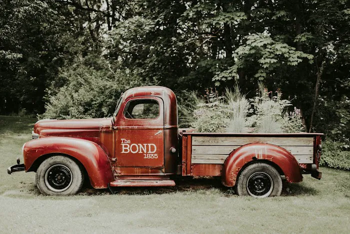 The Bond 1835 4