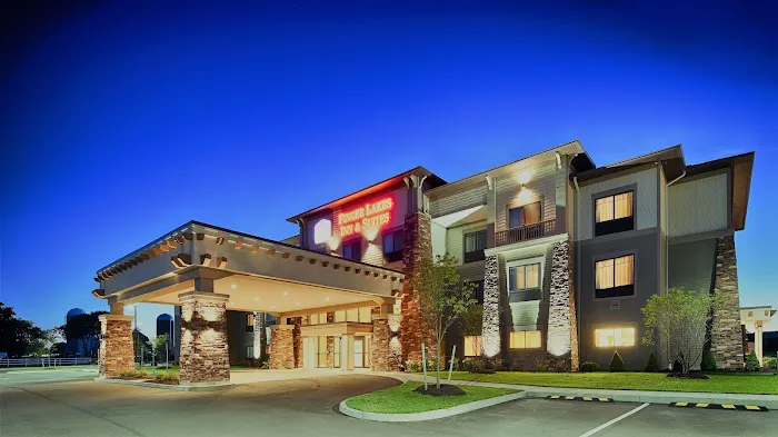 Best Western Plus Finger Lakes Inn & Suites 4