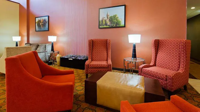 Best Western Plus Finger Lakes Inn & Suites 4