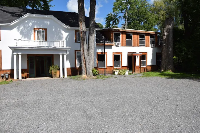 The Lake House Townhouses 4