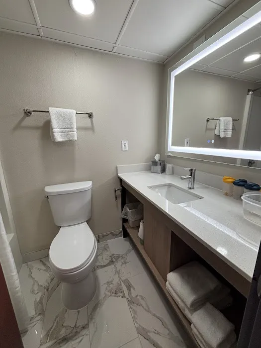 Rodeway Inn 4