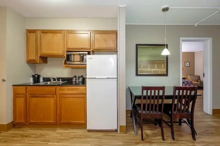 Red Roof Inn & Suites Herkimer 4