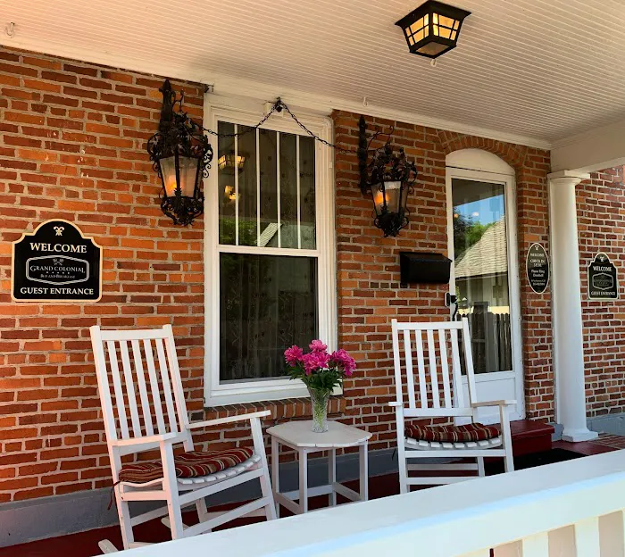 Grand Colonial Bed and Breakfast 4