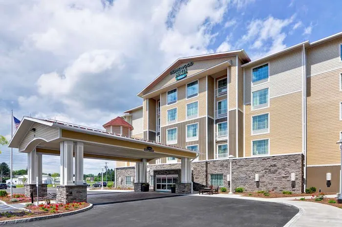Homewood Suites by Hilton Schenectady 4