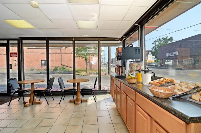 Executive Inn 5