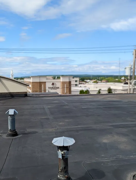 The Schenectady Inn & Suites 5
