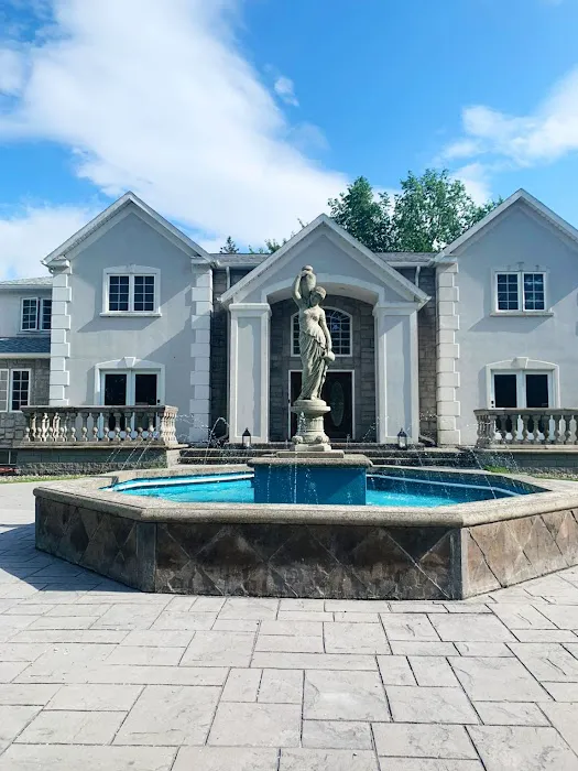 The Mansion at Rebecca's Fountain 3