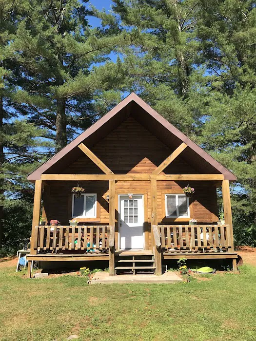 Lake Country Cabins 4