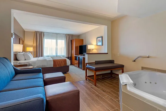 Comfort Inn & Suites Wilkes Barre - Arena 3