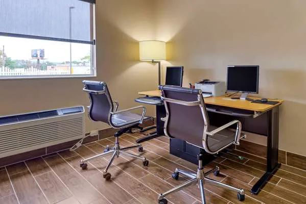 Comfort Inn & Suites Wilkes Barre - Arena 3