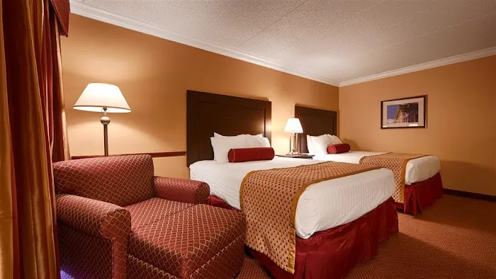 Best Western Plus Wilkes Barre Center City 4