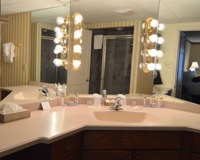 Best Western Plus Wilkes Barre Center City 4