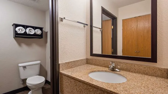 Best Western Plus Newark/Christiana Inn 4