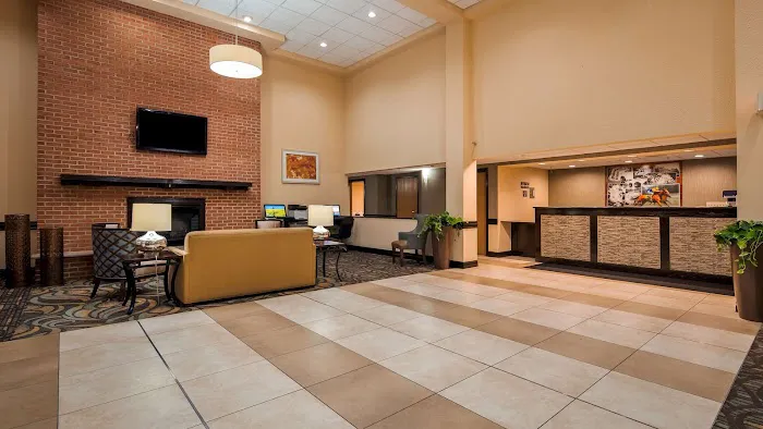 Best Western Plus Newark/Christiana Inn 4