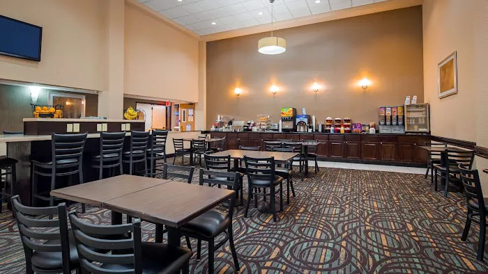 Best Western Plus Newark/Christiana Inn 4