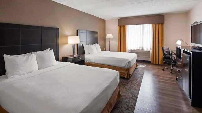 Best Western Plus Newark/Christiana Inn 4