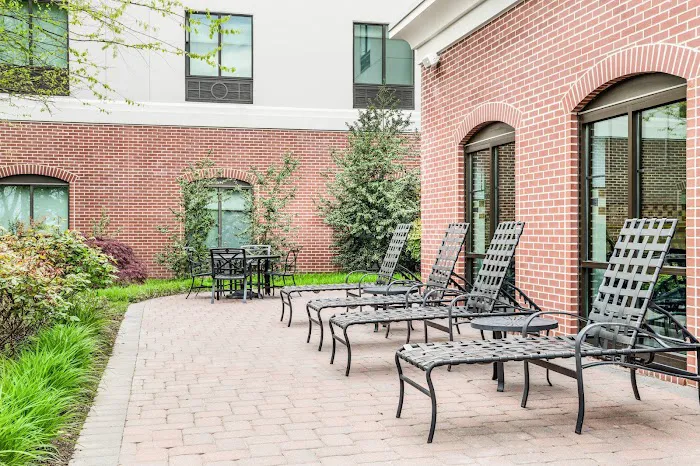 Holiday Inn Express & Suites Wilmington-Newark by IHG 4