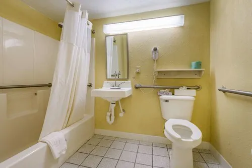 Inn at Lebanon - Hershey/Manheim Area 4