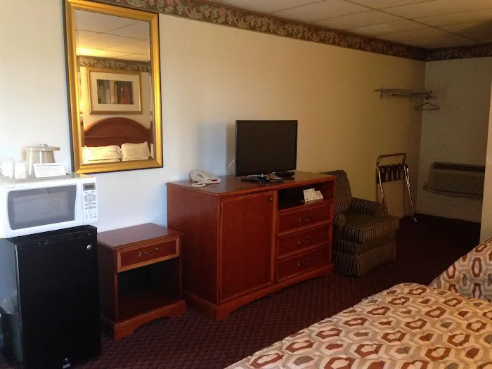 Americas Best Value Inn Palmyra Hershey 4