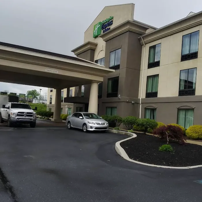 Holiday Inn Express & Suites Lebanon, an IHG Hotel 4