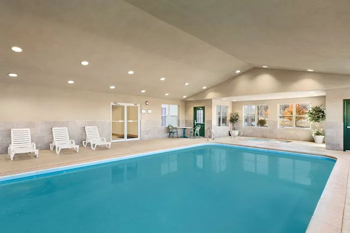 Country Inn & Suites by Radisson, Frackville (Pottsville), PA 4