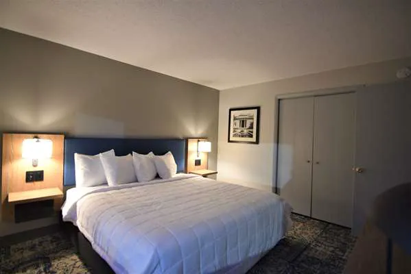 Baymont by Wyndham Pine Grove 4