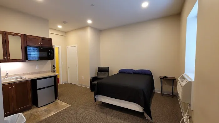 Railroad Street Inn & Suites 4