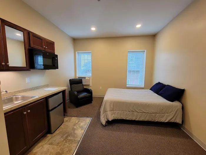 Railroad Street Inn & Suites 4