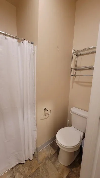 Railroad Street Inn & Suites 4