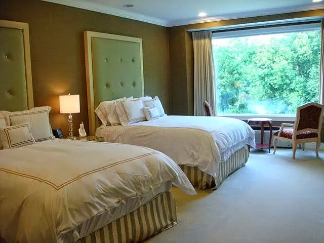 The Rocky River Inn 4