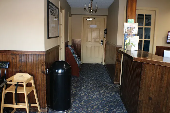 Newbury Inn Hotel 4