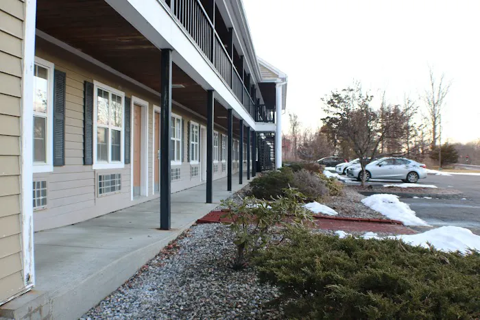Newbury Inn Hotel 4