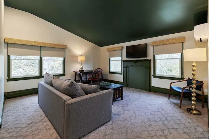 The Whitlock By The Lenox Collection 5