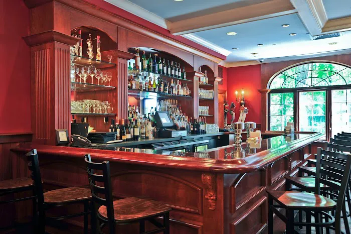 Avon Old Farms Hotel 4