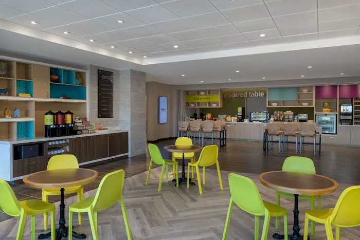 Home2 Suites by Hilton Bristol 4