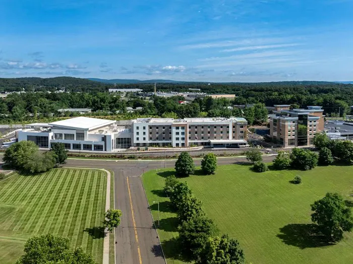Home2 Suites by Hilton Bristol 4