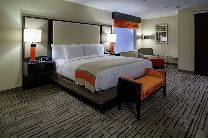 DoubleTree by Hilton Hotel Bristol, Connecticut 4