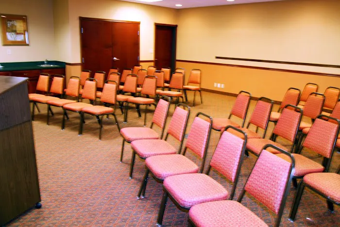 Hampton Inn Waterbury 4