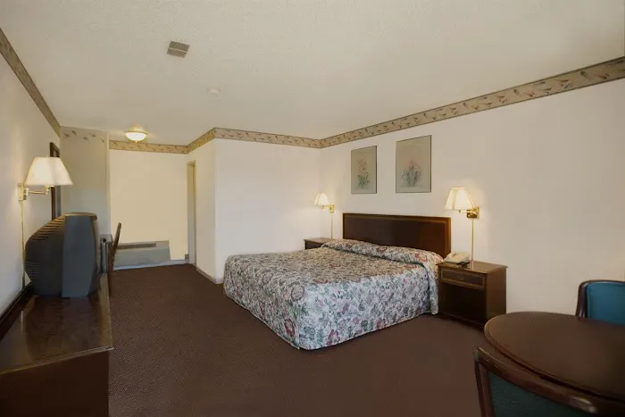 Americas Best Value Inn Albany East Greenbush 4