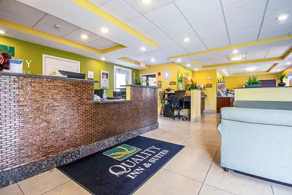 Quality Inn & Suites Glenmont - Albany South 4