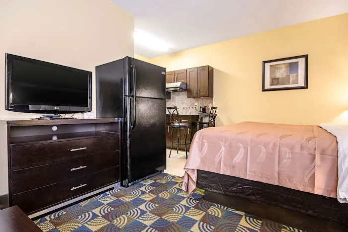 Quality Inn & Suites Glenmont - Albany South 4