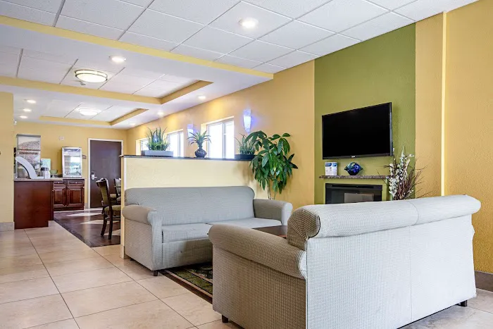 Quality Inn & Suites Glenmont - Albany South 4