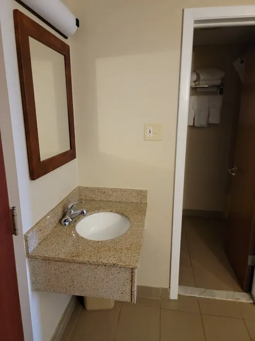 Comfort Inn Glenmont - Albany South 4